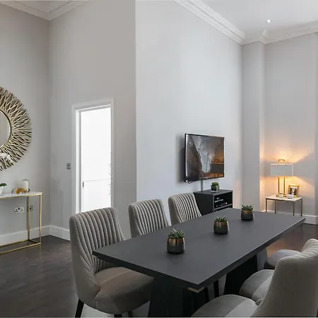 Chilworth Court-3